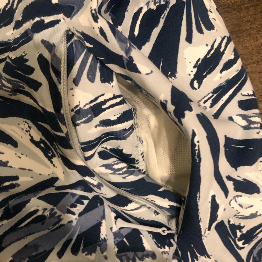 NWOT rashguard and swim pants set - Picture 5 of 10